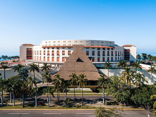 Grand Velas Riviera Nayarit ultra-luxury all-inclusive resort with oceanfront suites, world-class dining, and award-winning spa near Puerto Vallarta.