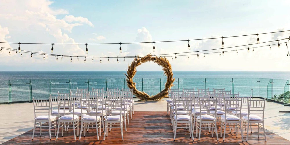 Presidential Terrace Marietas oceanfront ceremony setup at Secrets Bahia Mita